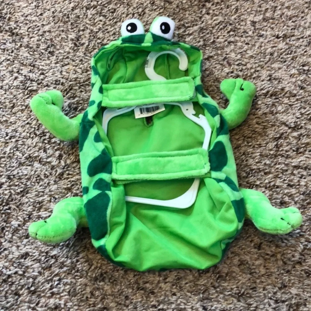 Frog Costume for your Dog NWT